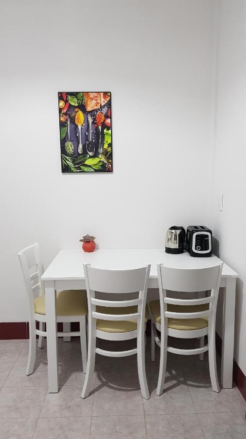 Chic Studio Homestay Hue Bagian luar foto